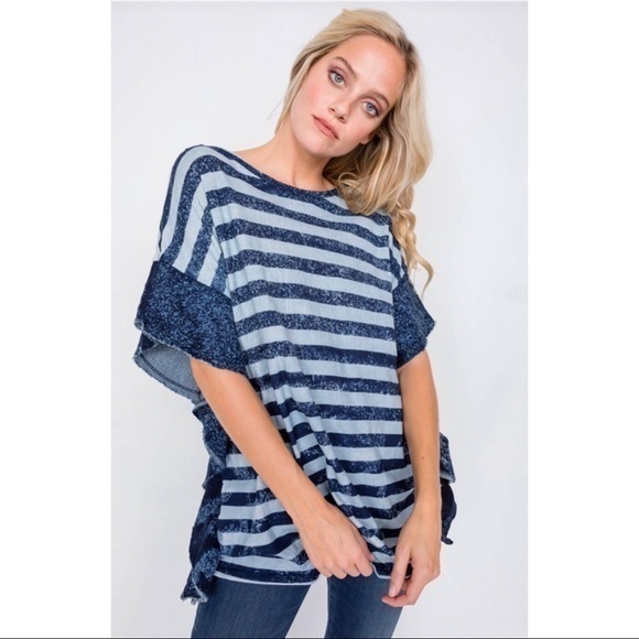 NWT Hummingbird Acid Wash Oversized Top - Picture 1 of 6